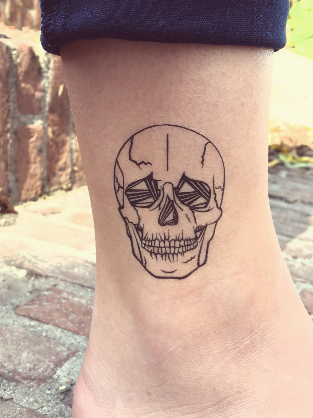 emily.tuff - Two cute little skull tattoos from yesterday!... | Facebook